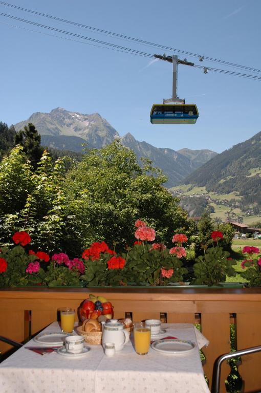 Landhaus Johannes Mayrhofen Bagian luar foto